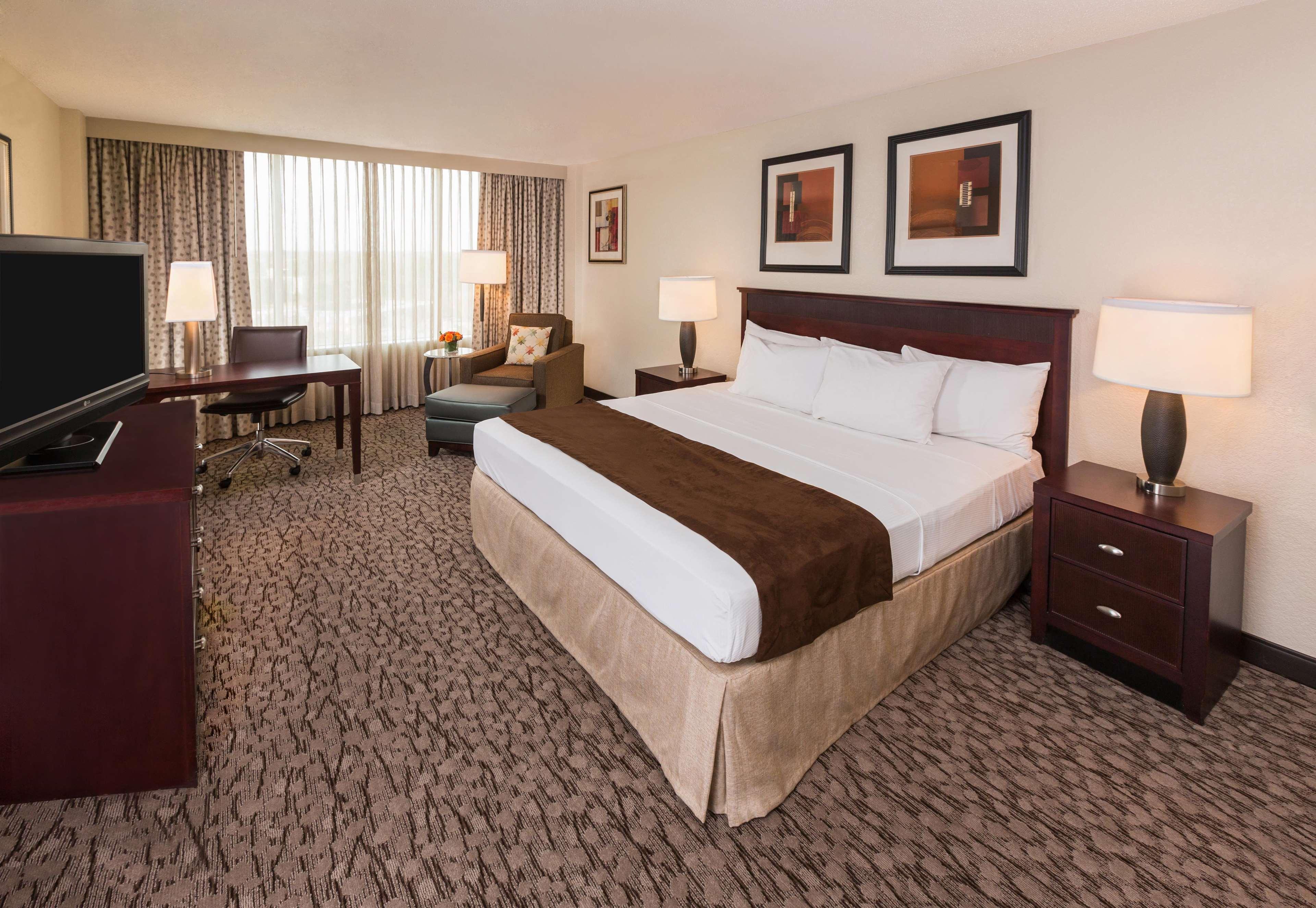 Hotel Doubletree By Hilton Lafayette Exterior foto